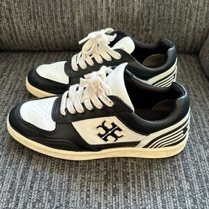 Tory Burch Black and white sneakers